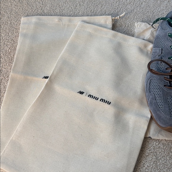 Miu Miu Gray Sneakers with Green and White Laces - Picture 5 of 9